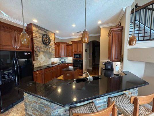 Interior, Kitchen, Pendant Lights, Recessed Lighting, Stone Walls