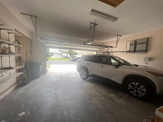 Garage, Interior