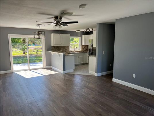 Interior, Kitchen, Pendant Lights, Wood Texture Flooring