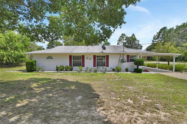 Backyard, Exterior, Facade, Ranch
