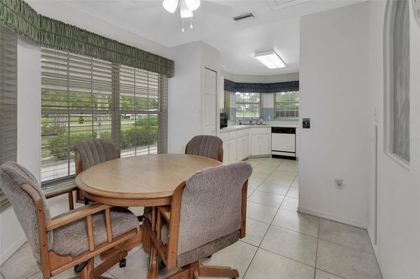 Dining room, Interior