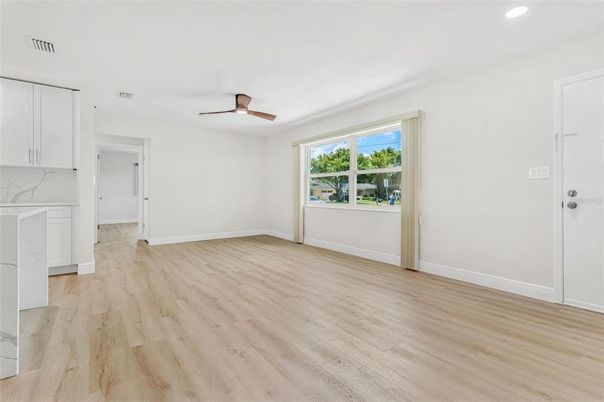 Empty room, Interior, Recessed Lighting, Wood Texture Flooring