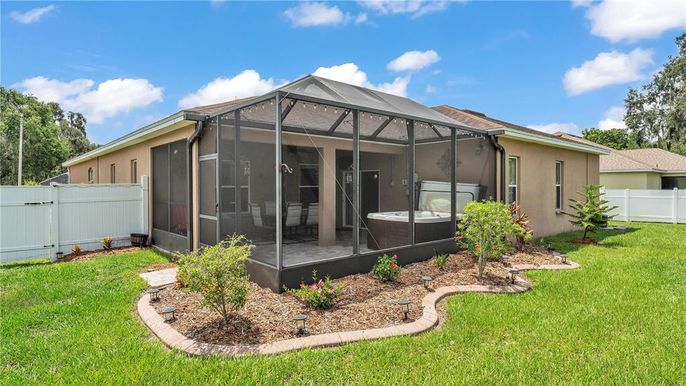 Backyard, Exterior, Hot Tub