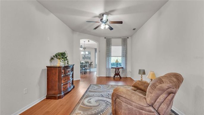 Chandelier, Dining room, Interior, Living room, Wood Texture Flooring