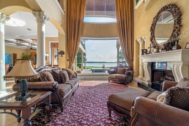 Fireplace, Interior, Living room, Water