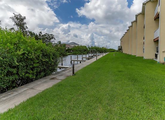Exterior, Water