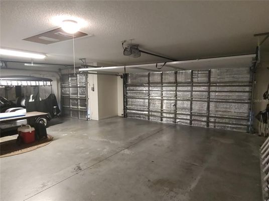 Garage, Interior