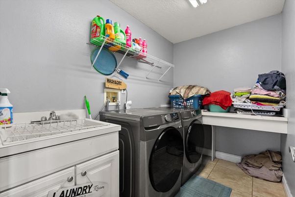 Interior, Washer