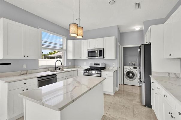 Interior, Kitchen, Pendant Lights, Washer
