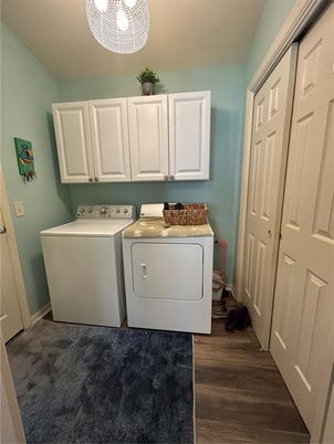 Interior, Washer, Wood Texture Flooring