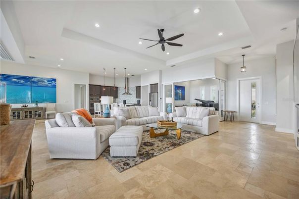 Interior, Kitchen, Living room, Pendant Lights, Recessed Lighting, Stainless Steel Appliances