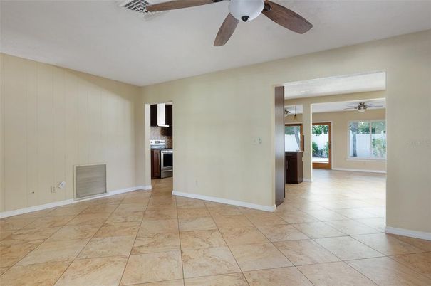 Empty room, Interior, Kitchen