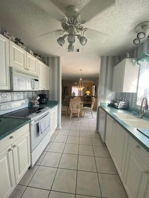 Chandelier, Dining room, Interior, Kitchen, Pendant Lights