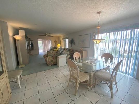 Dining room, Interior, Living room, Pendant Lights