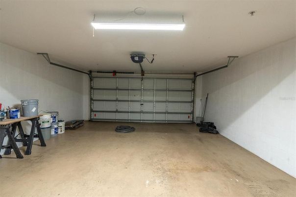 Garage, Interior