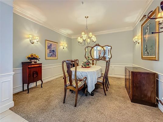 Chandelier, Dining room, Interior