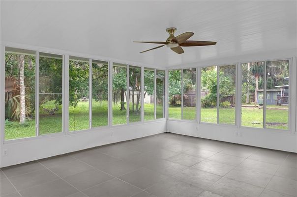 Empty room, Interior, Sun Room