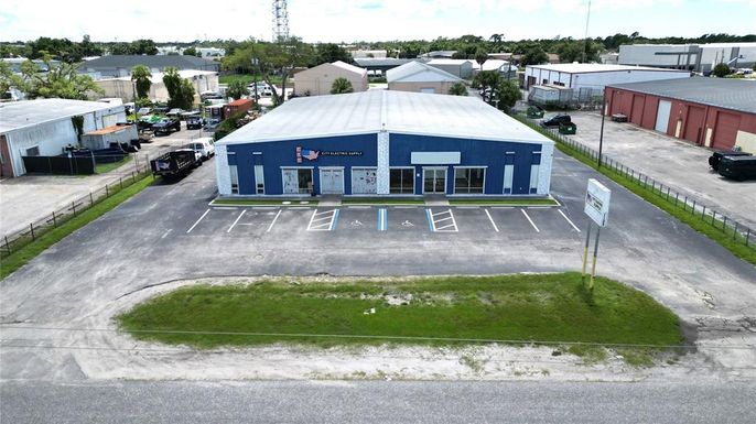 Exterior, Drone