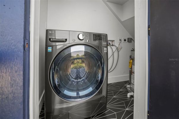 Interior, Utility Closets, Washer