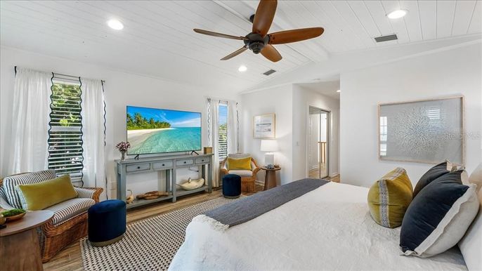 Bedroom, Interior, Recessed Lighting, Wood Texture Flooring