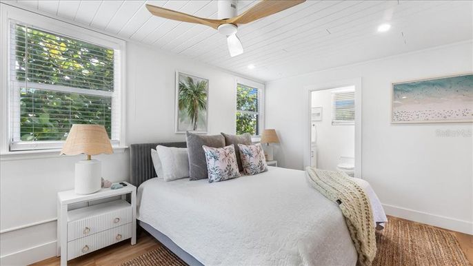 Bedroom, Interior, Recessed Lighting, Wood Texture Flooring