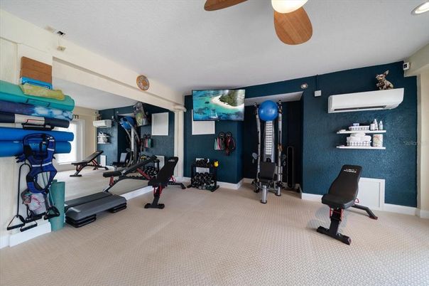 Fitness Equipment, Interior, Recessed Lighting