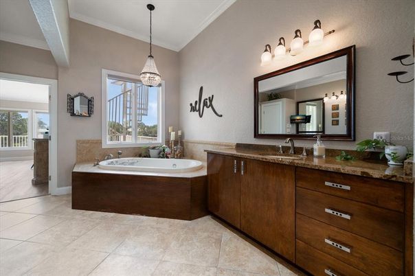 Bathroom, Dual Sink Vanities, Interior, Pendant Lights