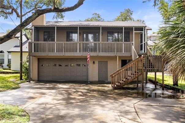 Attached, Exterior, Facade, Raised Ranch
