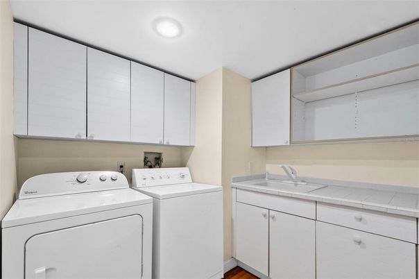 Interior, Recessed Lighting, Washer