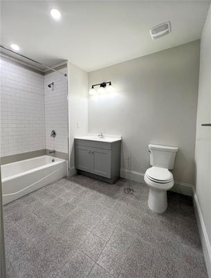 Bathroom, Interior, Recessed Lighting