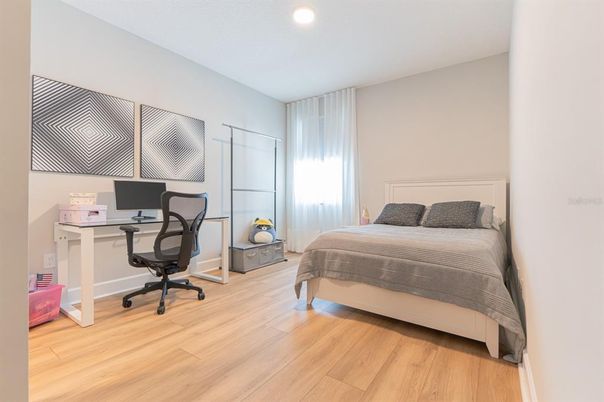 Bedroom, Home Office, Interior, Recessed Lighting, Wood Texture Flooring