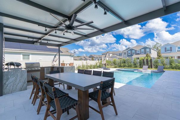 Exterior, Pool