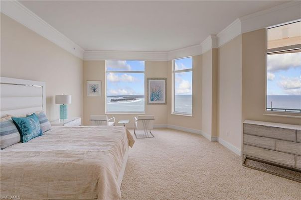 Bedroom, Interior, Water