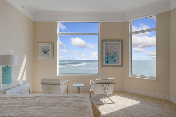 Bedroom, Interior, Water