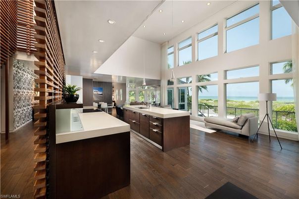 Interior, Kitchen, Recessed Lighting, Water, Wood Texture Flooring