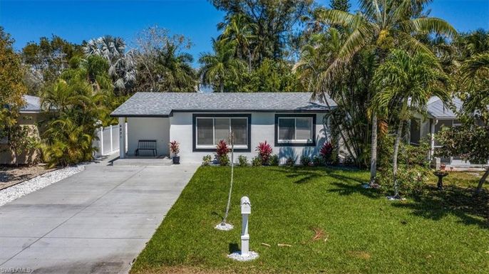 Attached, Backyard, Exterior, Facade, Ranch