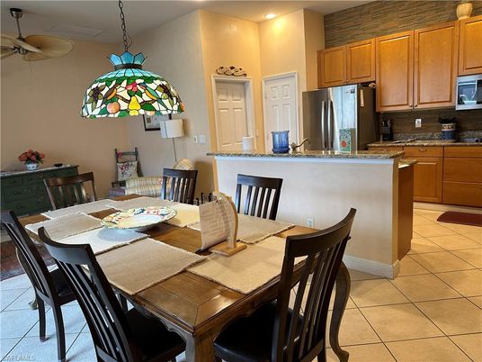 Dining room, Interior, Kitchen, Pendant Lights, Recessed Lighting