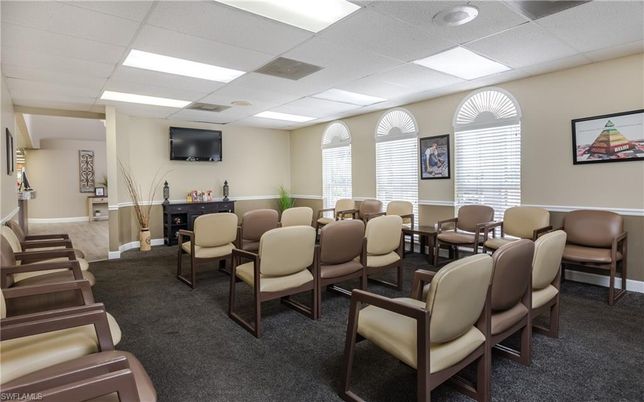 Dining room, Interior, Recessed Lighting
