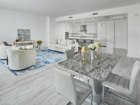Dining room, Interior, Kitchen, Living room, Recessed Lighting