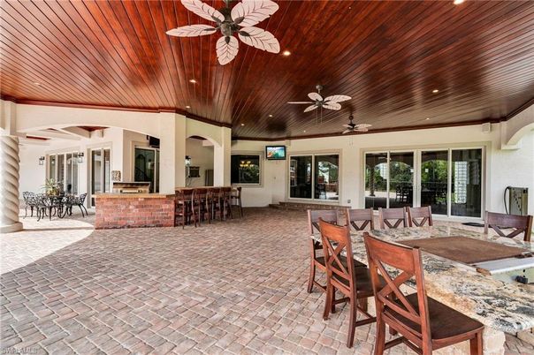 Dining room, Interior, Recessed Lighting, Wooden Ceilings