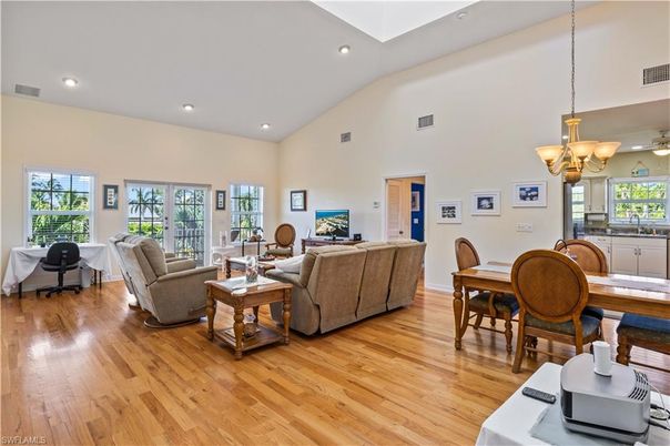 Chandelier, Dining room, Interior, Living room, Recessed Lighting, Wood Texture Flooring