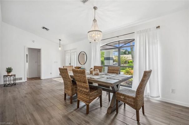 Chandelier, Dining room, Interior, Pendant Lights, Wood Texture Flooring