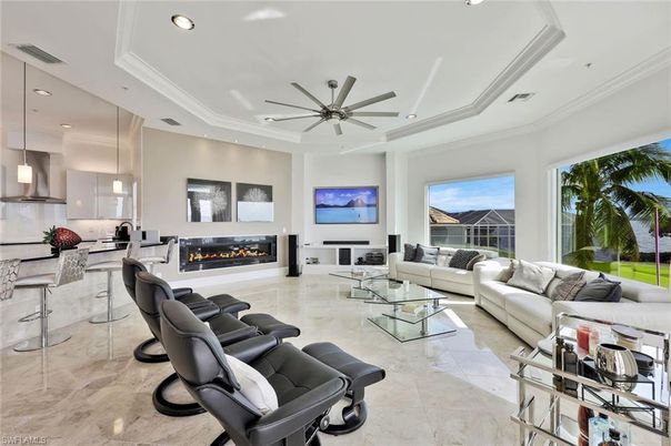 Fireplace, Interior, Living room, Pendant Lights, Recessed Lighting