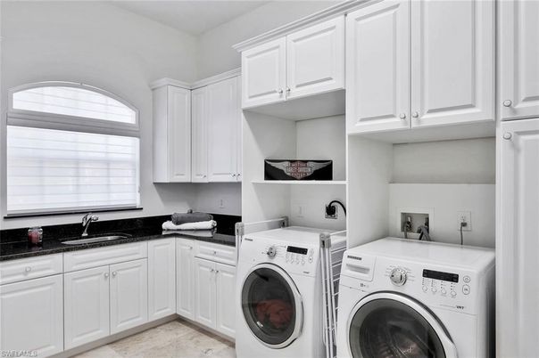 Interior, Washer