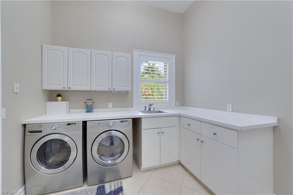 Interior, Washer