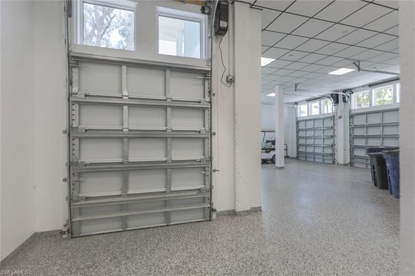 Garage, Interior