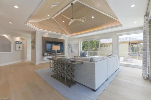 Interior, Living room, Recessed Lighting, Wooden Ceilings, Wood Texture Flooring