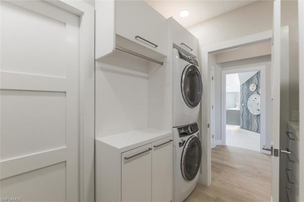 Interior, Recessed Lighting, Utility Closets, Washer, Wood Texture Flooring