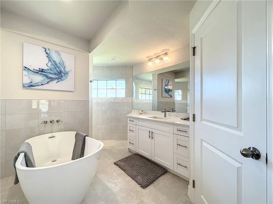 Bathroom, Dual Sink Vanities, Free Standing Baths, Interior