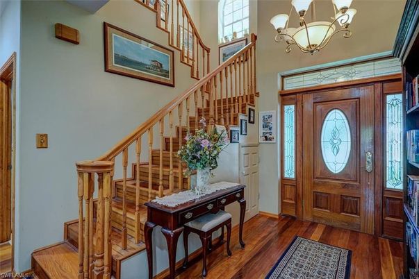 Chandelier, Interior, Wood Texture Flooring